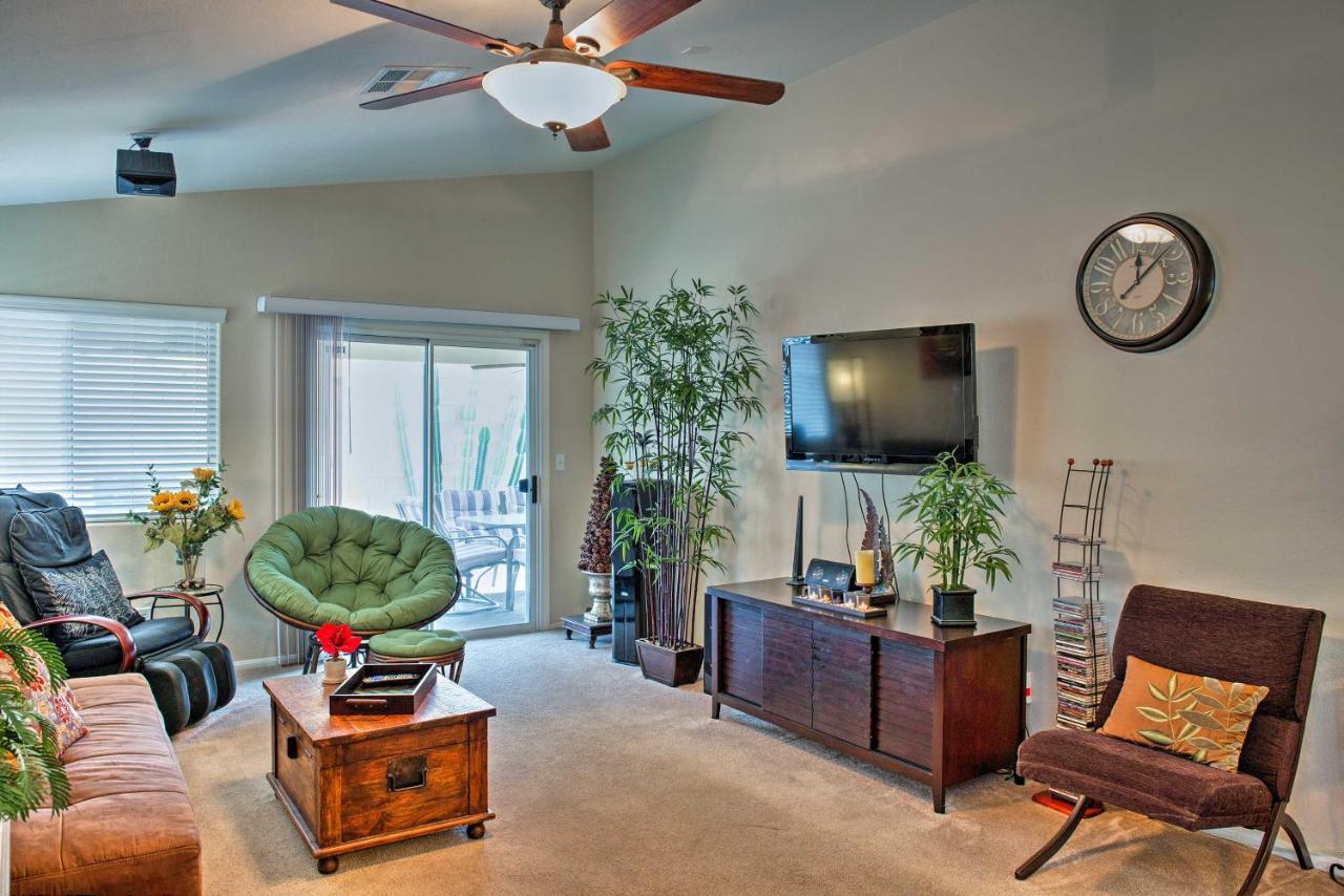 Holiday home Gated Community With Patio, 9 Mi To Vegas Strip *